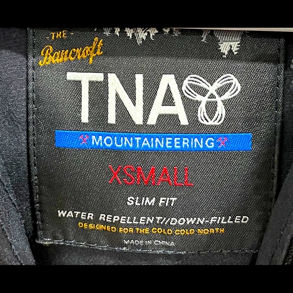 TNA Bancroft Parka - Picture 2 of 2